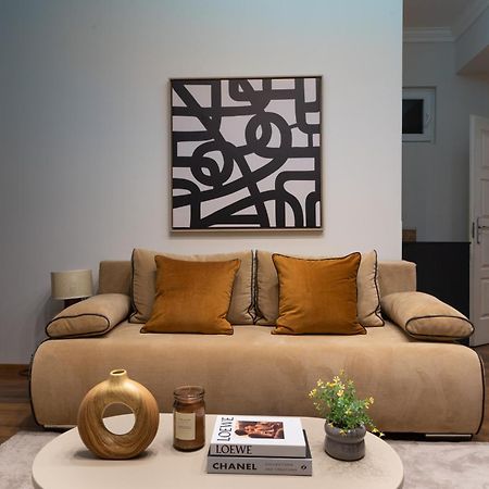 Chic Central 1Br Retreat Near New York Cafe With View Budapešť Exteriér fotografie