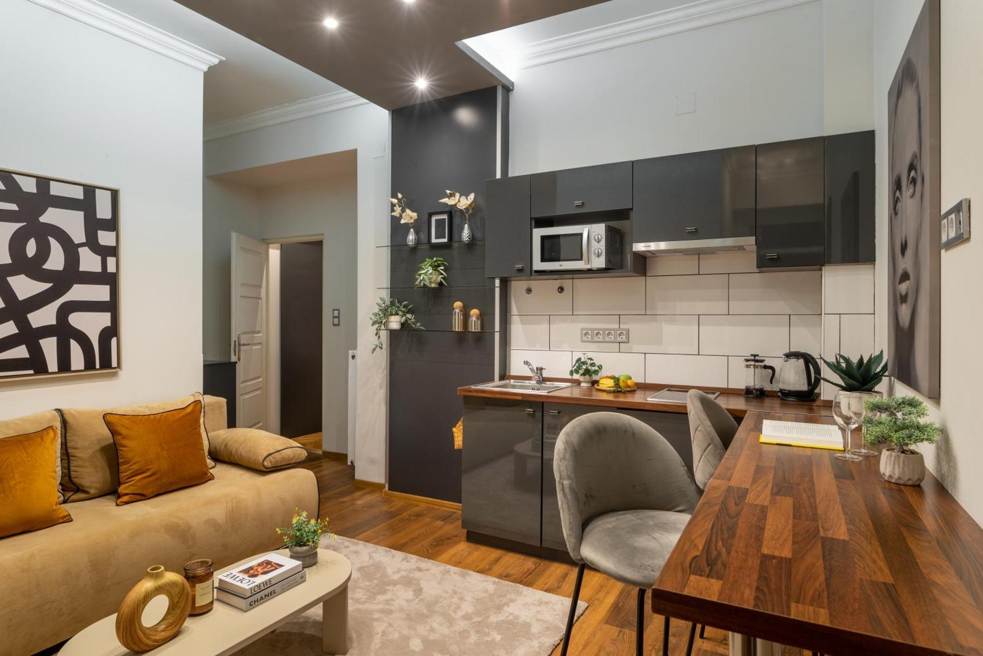 Chic Central 1Br Retreat Near New York Cafe With View Budapešť Exteriér fotografie
